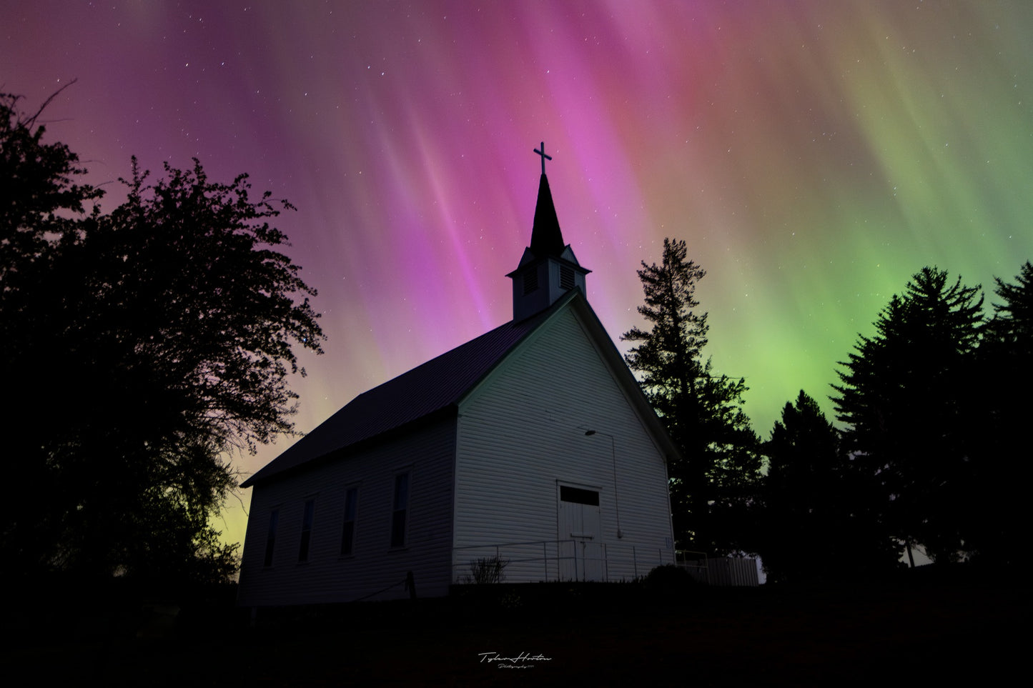 Aurora over Freeze Church