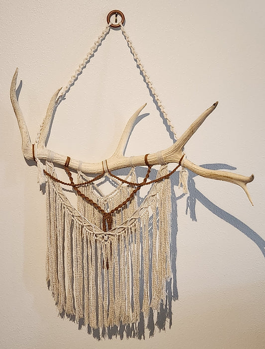 Earth and Thread - Shannon Plunkett - Elk Horn Macrame